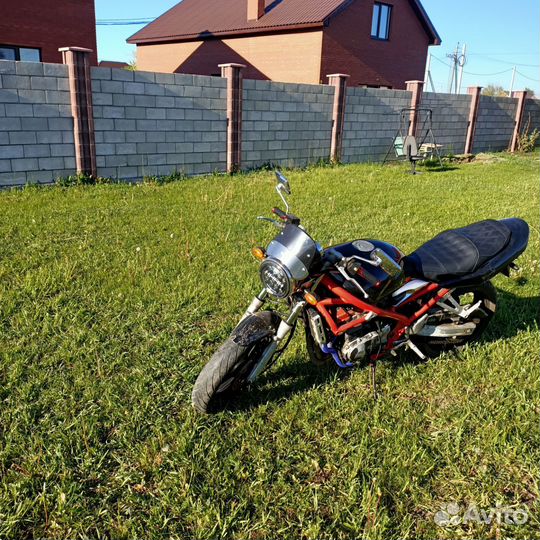 Suzuki bandit gsf 400