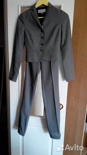 Костюм серый 