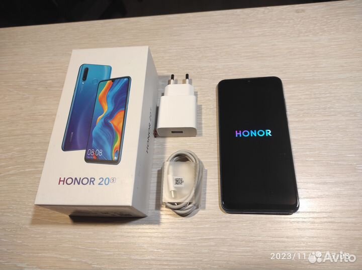 HONOR 20s, 6/128 ГБ