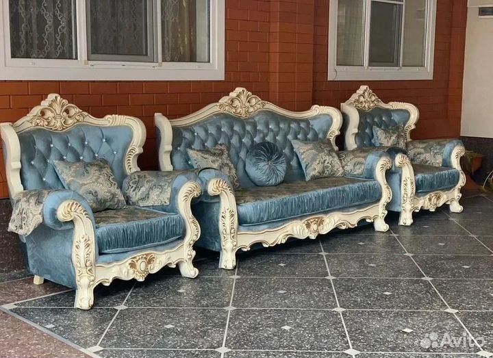 Диван и 2 кресла барокко
