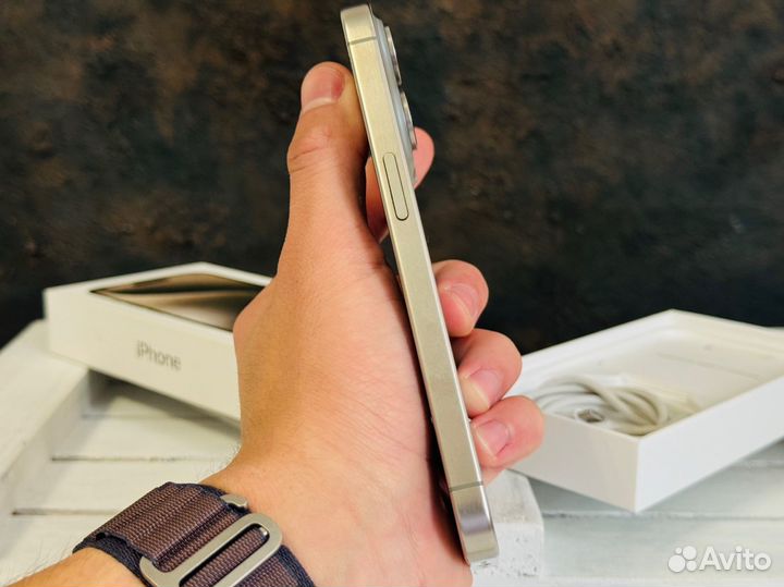 iPhone 15 Pro, 128 ГБ