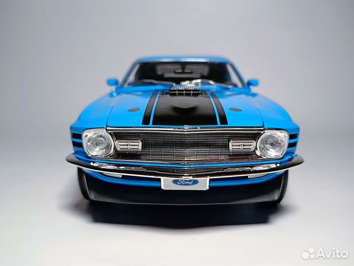 Модель 1970 Ford Mustang Mach 1 Maisto 1:18