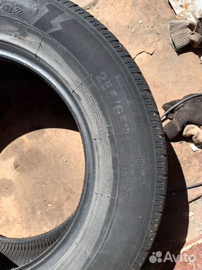 Sunfull Mont-Pro AT782 255/65 R17 130G