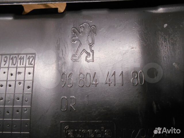 Наполнитель заднего бампера Peugeot 308