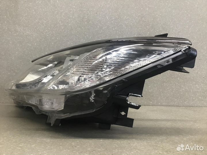 Фара левая, Toyota Camry XV50 2011-2017 8117033881