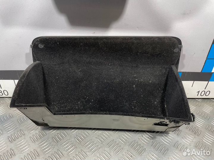 Б/У Крышка бардачка#002