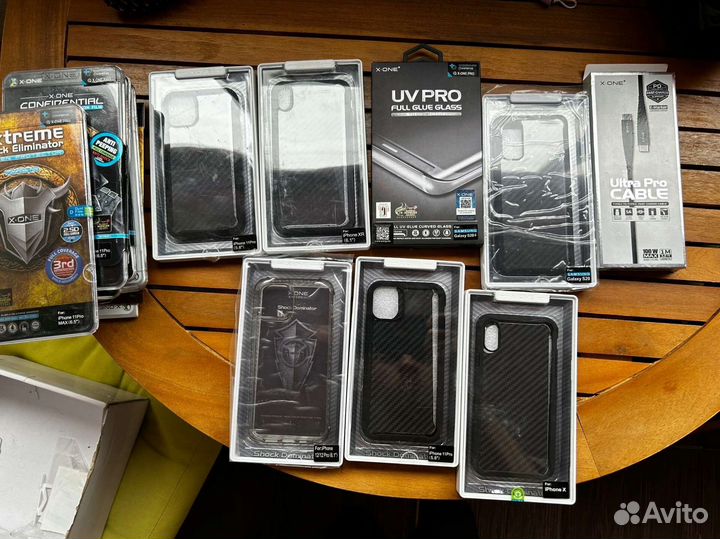 Топовые чехлы и бронепленки iPhone Samsung