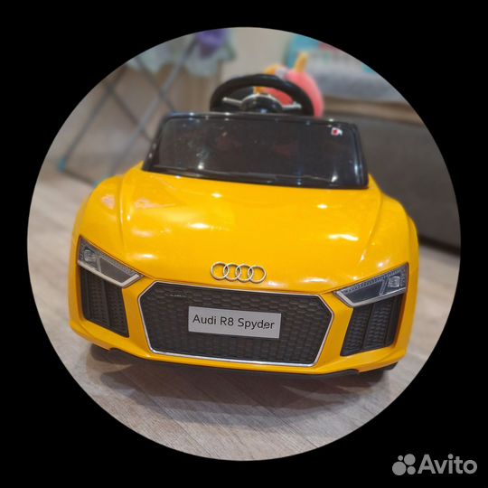 Детский электромобиль