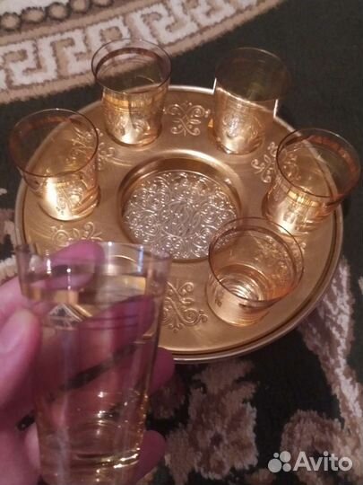 Рюмки с подставкой для водки