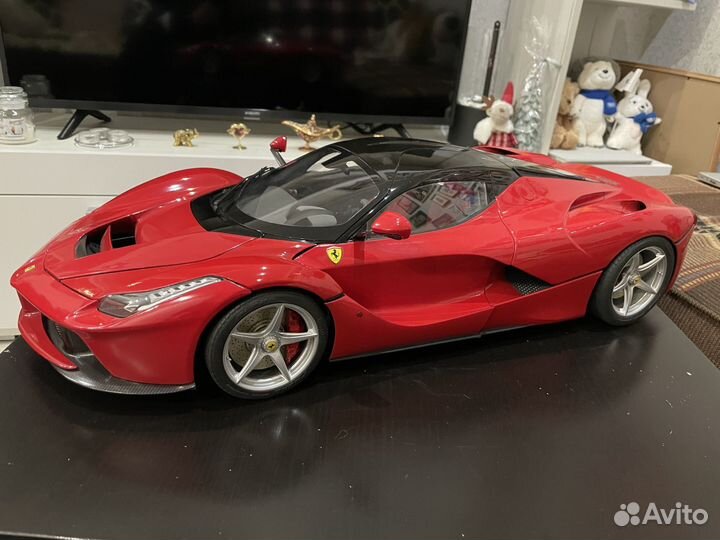 Модель Ferrari