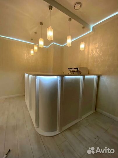 Стойка для учебных заведений