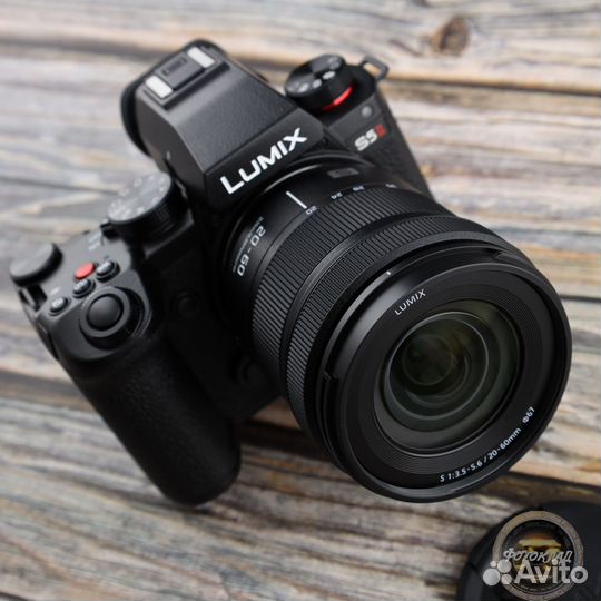 Panasonic Lumix DC-S5 II kit 20-60mm f/3.5-5.6