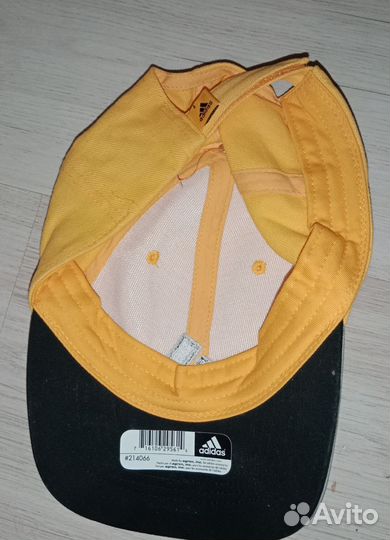Кепка adidas оригинал (новая)