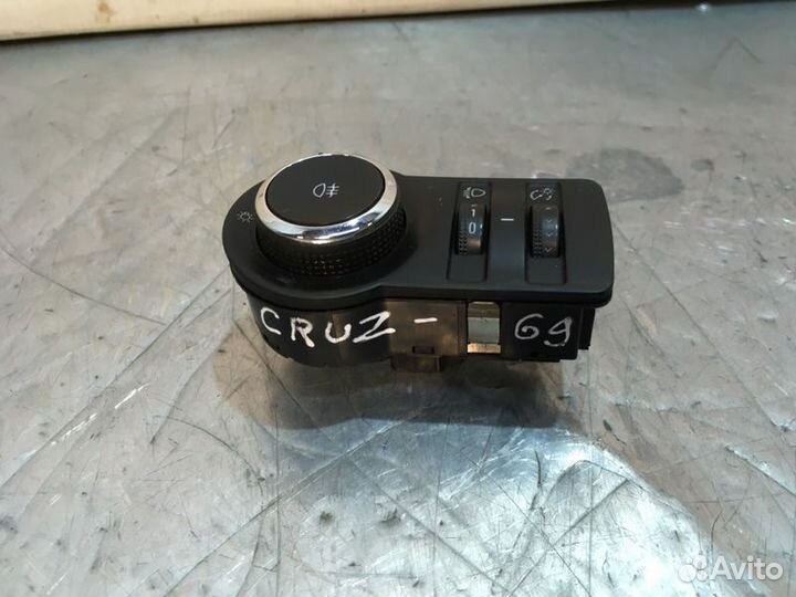 Блок регулировки света фар Chevrolet Cruze седан
