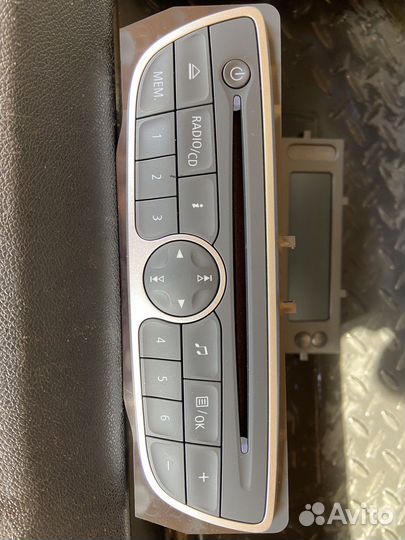 Магнитола Renault Fluence