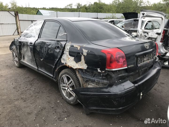 1 Запчасти на Toyota Avensis 2 t250 седан лифтбек