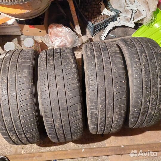 Dunlop Enasave RV505 215/50 R17 95V