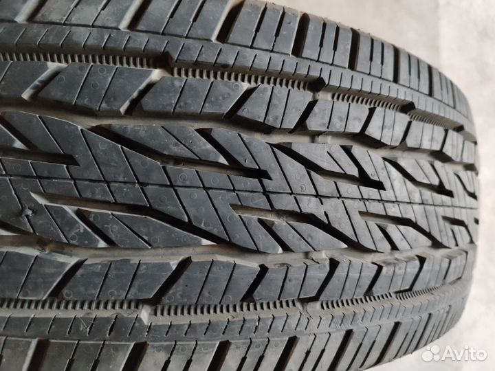 Continental ContiCrossContact LX2 215/60 R17