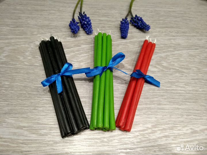 Тонкие восковые свечи