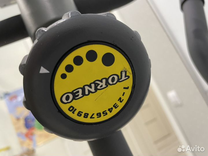 Эллиптический тренажер torneo