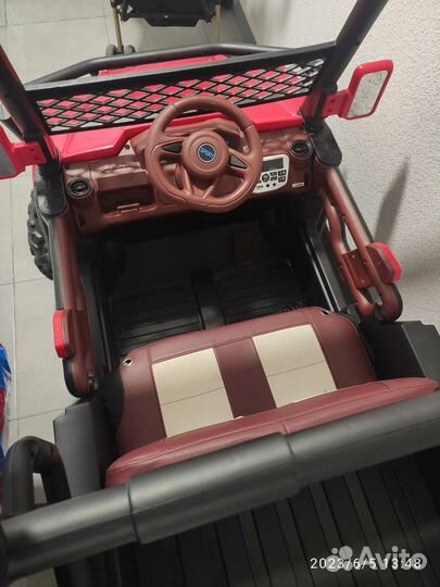 Детский электромобиль