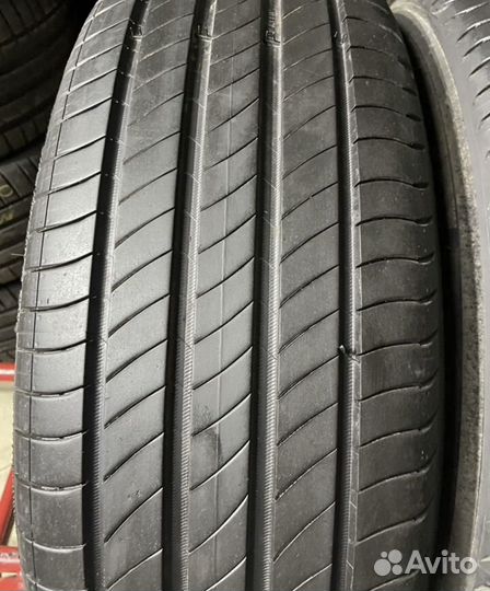 Michelin Primacy 4 215/55 R17