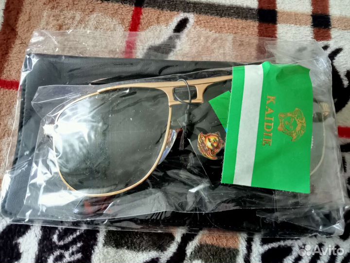 Солнцезащитные очки мужские