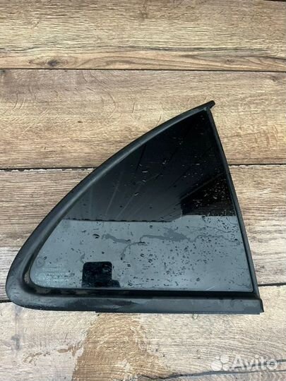 Форточка двери задняя правая Nissan Almera N16 1.5