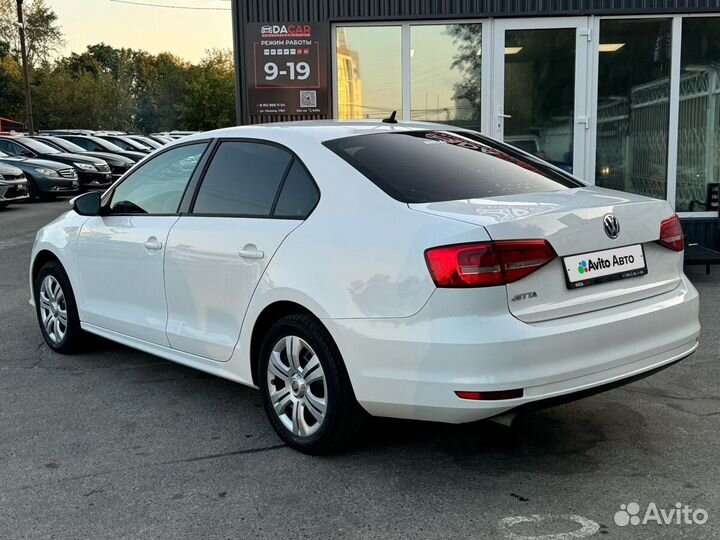 Volkswagen Jetta 1.6 AT, 2015, 169 700 км