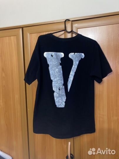 Футболка Vlone