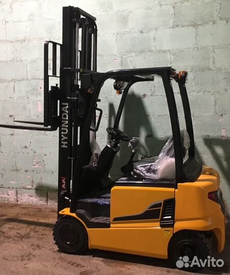 Вилочный погрузчик Hyundai 16B-9F, 2023