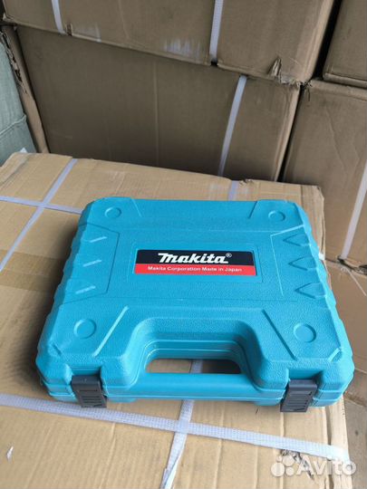 Шуруповерт makita