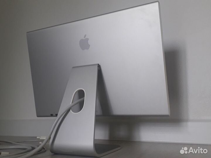 Apple Cinema Display 20