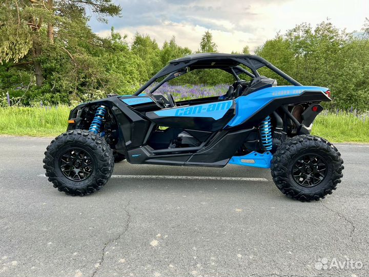 BRP Can-Am Maverick X3 XRC Turbo RR