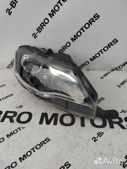 Фара правая Skoda Rapid 2015-2020