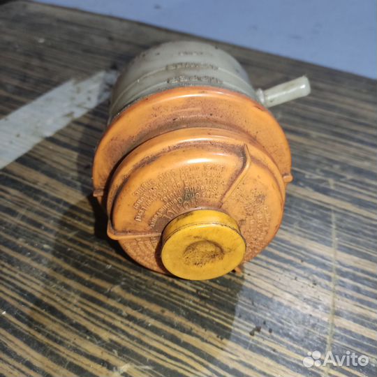 Бачок гура suzuki grand vitara 2