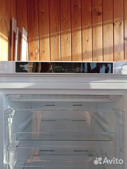 Морозильный шкаф