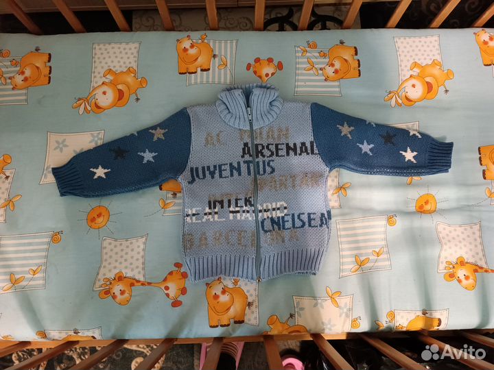 Продам детский свитер