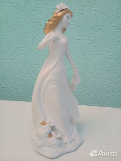 Статуэтка (итальянский фарфор)