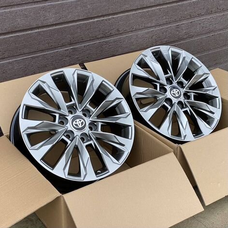Литые диски Yongzheng 8×R20 6×139.7