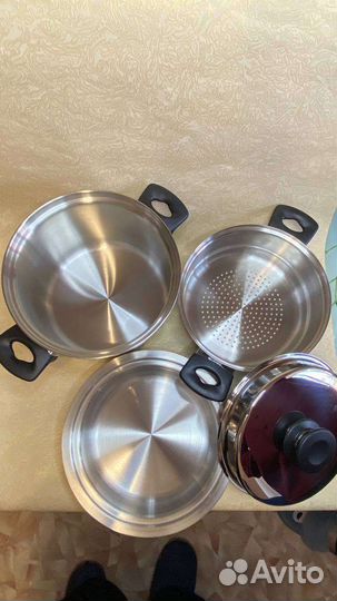 Кастрюля новая