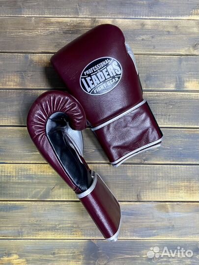 Боксерские перчатки