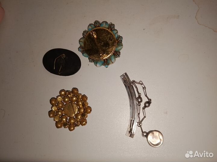 Винтажная брошь