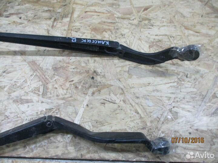 Поводок стеклоочистителя Ниссан Альмера Классик