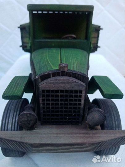 Модель грузовика