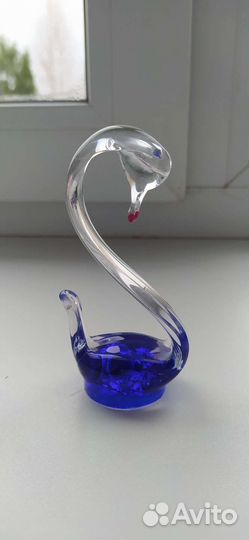 Статуэтка Лебедь