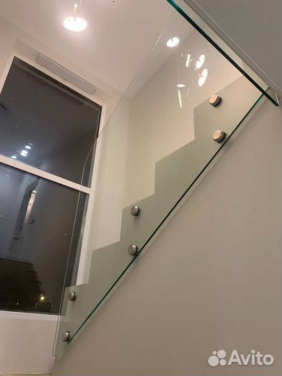 Стеклянные ограждения для балконов