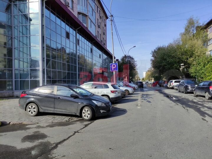 Тмн. Продам в центре, 2752 кв.м