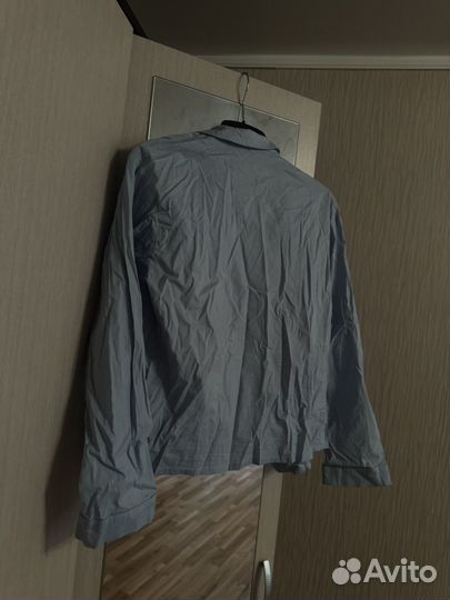 Женские рубашки белого и голубого цвета