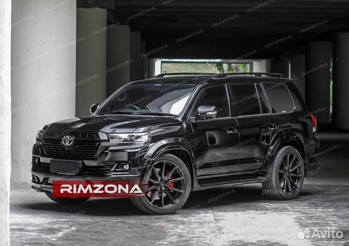 Кованые диски R22 на Toyota Land Cruiser